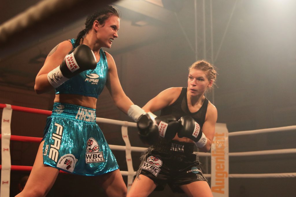 Nina Meinke vs Hasna Tukic - Foto: Wolfgang Wycisk