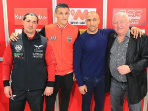 Magomed Schaburow, Robin Krasniqi, Arthur Abraham und Ulli Wegner - Foto: P. Gercke / Team SES