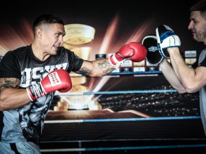 Oleksandr Usyk mit Sergey Vatamanyuk - Foto: World Boxing Super Series