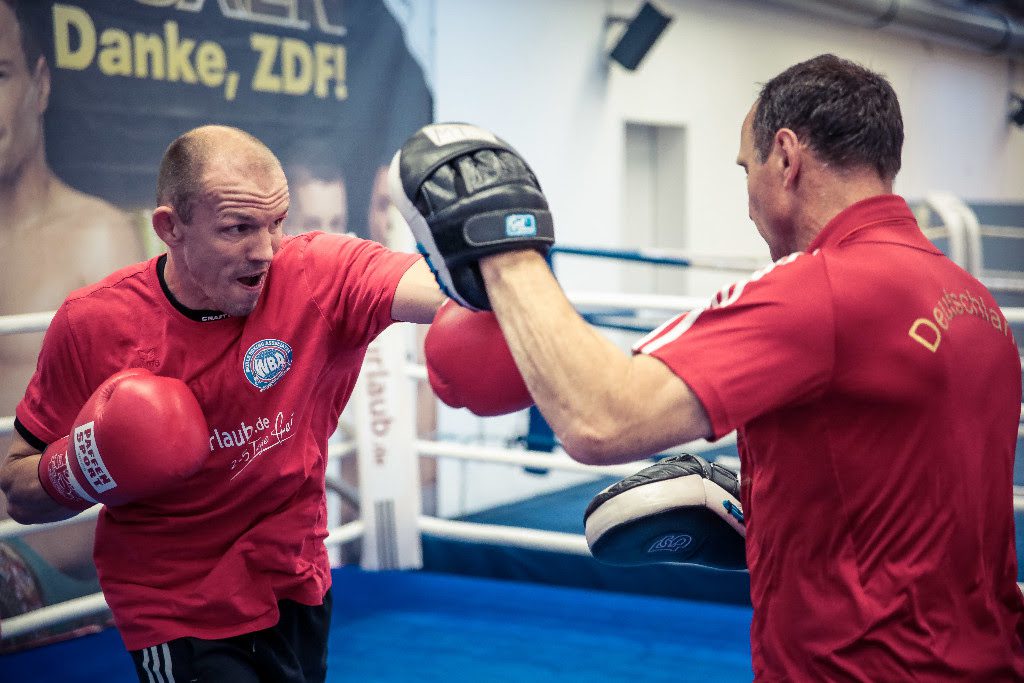 Jürgen Brähmer mit Michael Timm - Foto: World Boxing Super Series